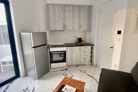 Bianco A Nero in Πλιντρί