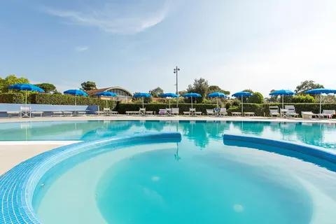 TH Tirrenia Green Park Resort in Pisa