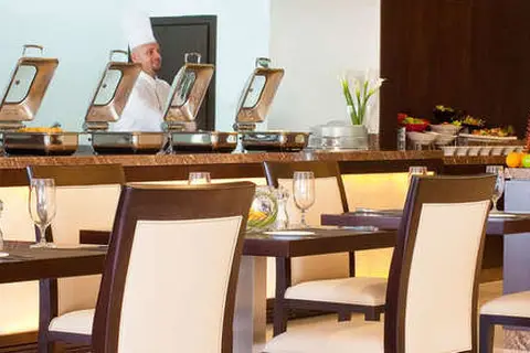 Mövenpick Hotel Appartementen Al Mamzar Dubai in Dubai — foto 5