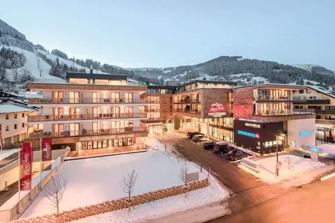 AlpenParks® Hotel & Apartment Central in Zell Am See — foto 2
