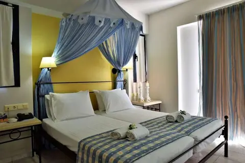 Golden Bay Hotel in Δημοτική Ενότητα Μαλίων — foto 4