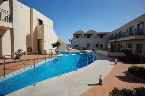 Grand Bay Beach Resort in Kolymbari — foto 16