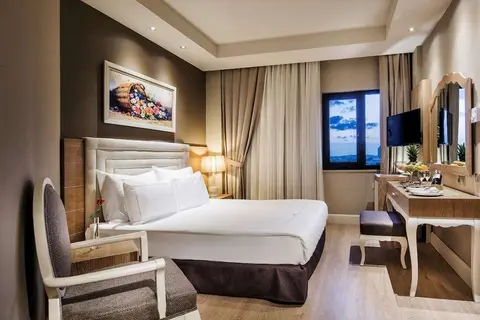 Bellis Deluxe Hotel in Antalya — foto 3