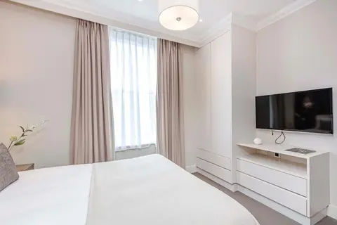 Ashburn Court Apartments in Londen — foto 17