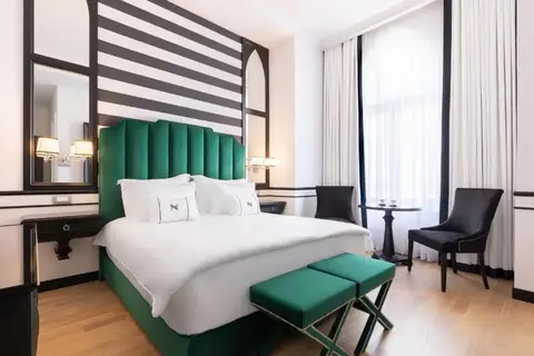 EN Hotel in Konak — foto 7