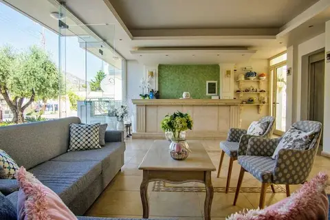 Pela Sofia in Δημοτική Ενότητα Μαλίων — foto 30
