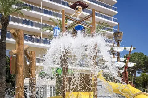 Hotel Oasis Park in Calella — foto 6