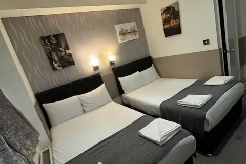 Tony's House in Londen, foto 27