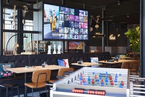 Moxy Amsterdam Schiphol Airport foto 15