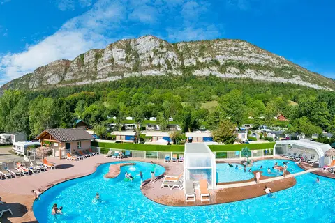 Camping Les Fontaines in Lathuile — foto 9