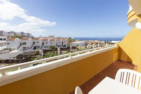 de Adeje Beach in Adeje — foto 8