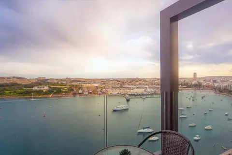 The Londoner Hotel in Sliema — foto 4