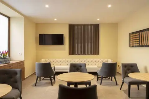 Sh Suite Palace in Valencia — foto 29