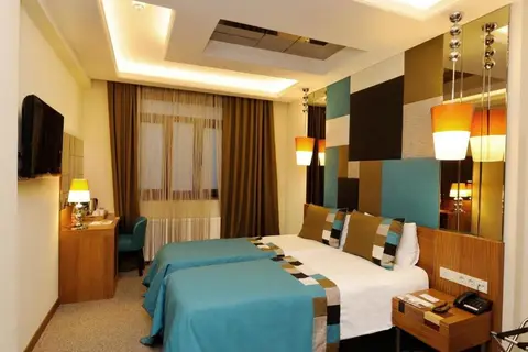 Collage Pera Hotel in Fatih — foto 7