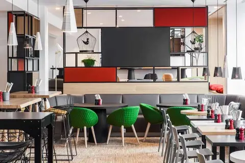 Holiday Inn Munich - Leuchtenbergring in München — foto 7