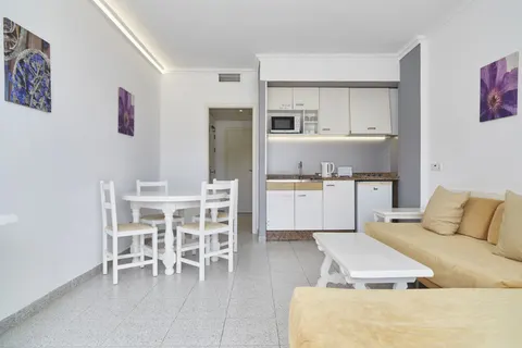 Apartamentos Casa Luis by Invisa foto 12