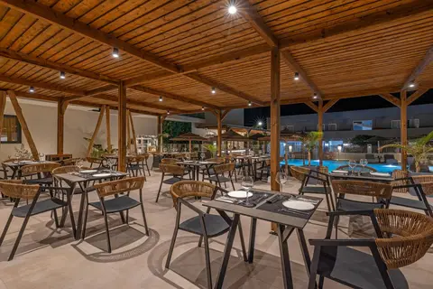 Cabana White Boutique Hotel & Suites in Καρδάμαινα — foto 30