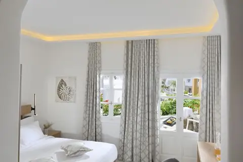 Petinos Hotel in Πλατύς Γιαλός — foto 26