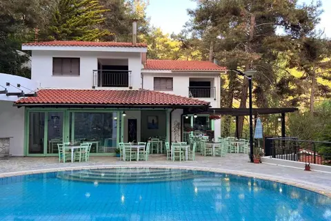 POED Residences in Platres — foto 2