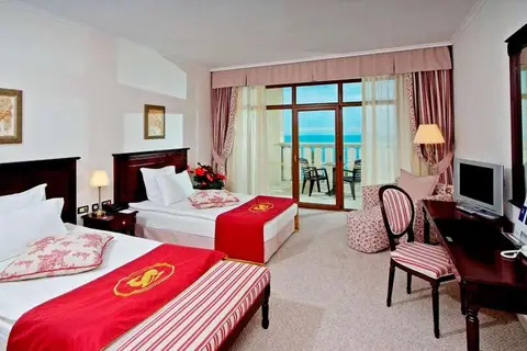 Melia Grand Hermitage in Дентална клиника „Медика 3 Дент“ — foto 5