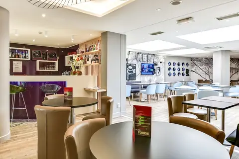 Hotel ibis Styles Nice Vieux Port in Nice — foto 22