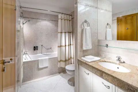 Mamaison Residence Downtown Prague in Praag — foto 17