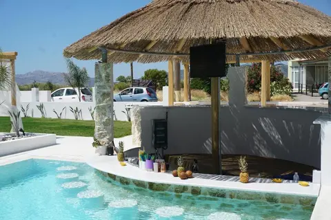 Alia Luxury Suites & Spa Beachfront Hotel in Χαράκι — foto 15