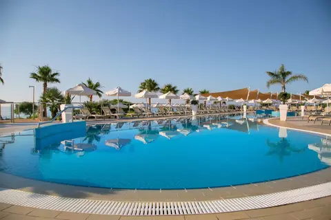 Asterias Beach Hotel in Ayia Napa — foto 9