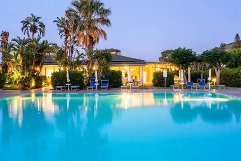 Le Dune Beach Club in Messina
