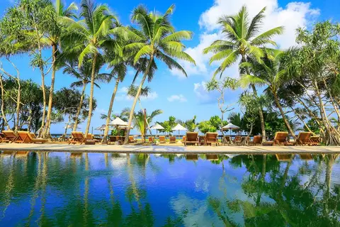 Pandanus Beach Resort & Spa in Induruwa