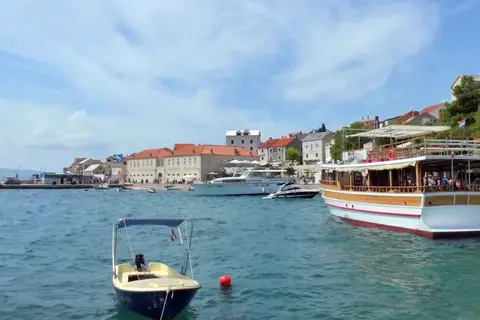 Kastil in Bol — foto 18