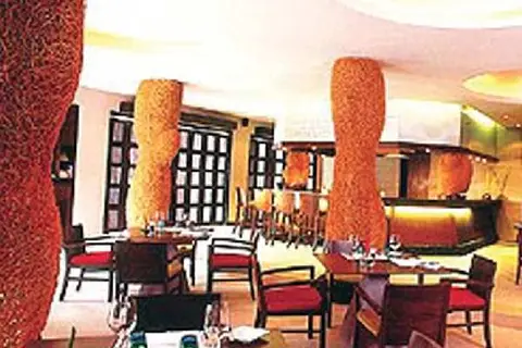 Hotel Chaweng Regent Beach Resort in บ้านบางรักษ์ — foto 5