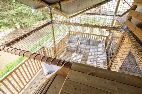 Arden Parks Petite Suisse in Manhay — foto 11