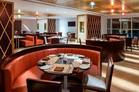 Four Points by Sheraton Sharjah in Dubai — foto 6