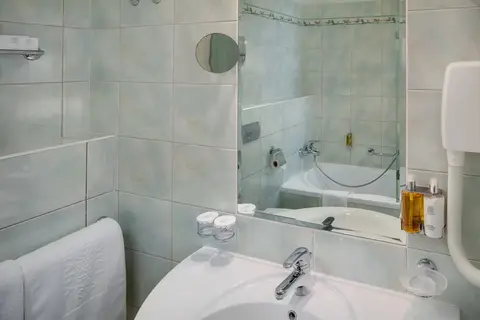 Hotel Adria Praha in Praag — foto 19