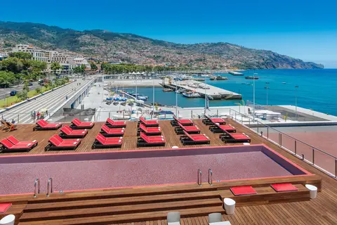 Pestana Cr7 Funchal in Funchal — foto 3