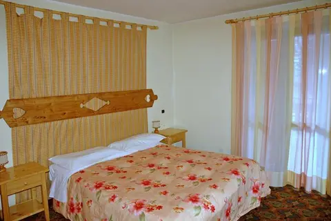 Hotel Villa Emma in Canazei - Cianacei — foto 10