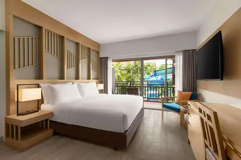 Courtyard Phuket Patong Beach Resort in Phuket Marriott Resort Spa, Merlin Beach, foto 3