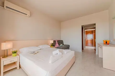 Olive Garden Hotel in Λάρδος — foto 16