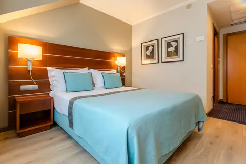 Turim Europa Hotel in Almada — foto 20