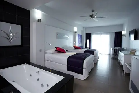 Hotel Riu Palace Peninsula in Cancùn — foto 30