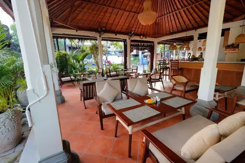 Adi Dharma Hotel Legian in Kuta, foto 8