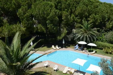 Niki Hotel & Appartementen in Trianda (Ialyssos)