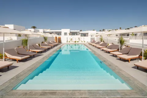 Nazaret Beach in Arrecife — foto 11