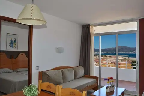 Aparthotel Xon's Playa in Castelló d'Empúries — foto 11