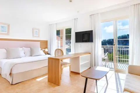 Viva Cala Mesquida Suites & Spa in Capdepera — foto 3