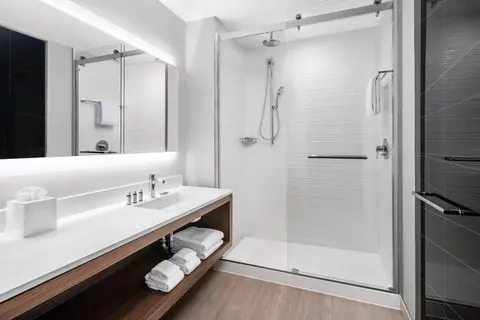 AC Hotel Kingston, Jamaica in AC Marriott Hotel — foto 6