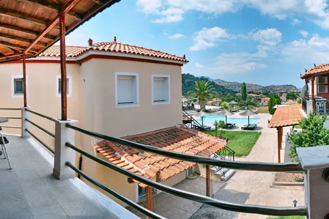 Yakinthos Garden in Skoutaros — foto 22