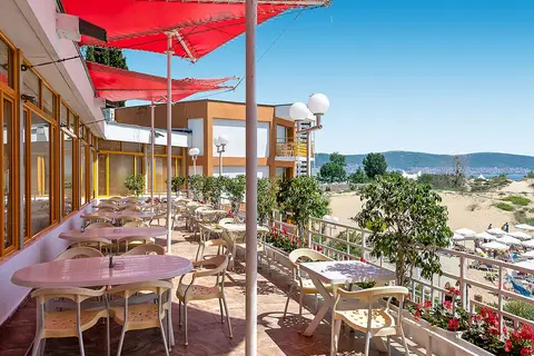 Nessebar Beach Hotel in Несебър — foto 17