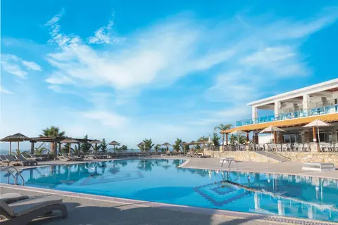 Grand Blue Beach Hotel in Καρδάμαινα — foto 2